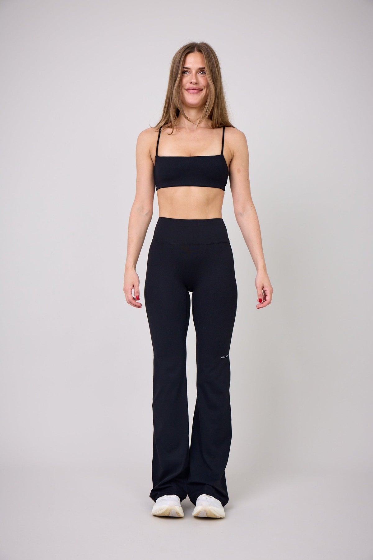 11GROUNDING FLARED PANTS