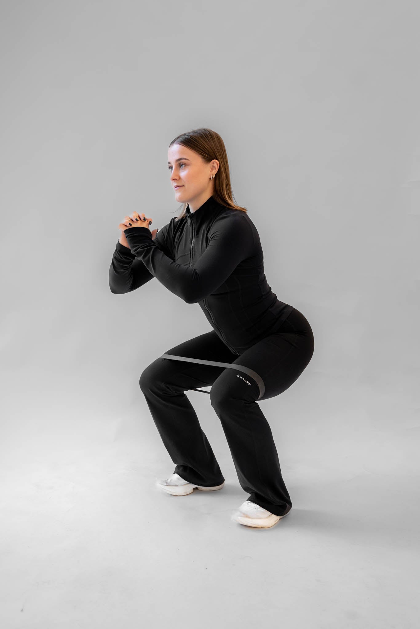 Træning i sort SCULPT Bundle med resistance band.